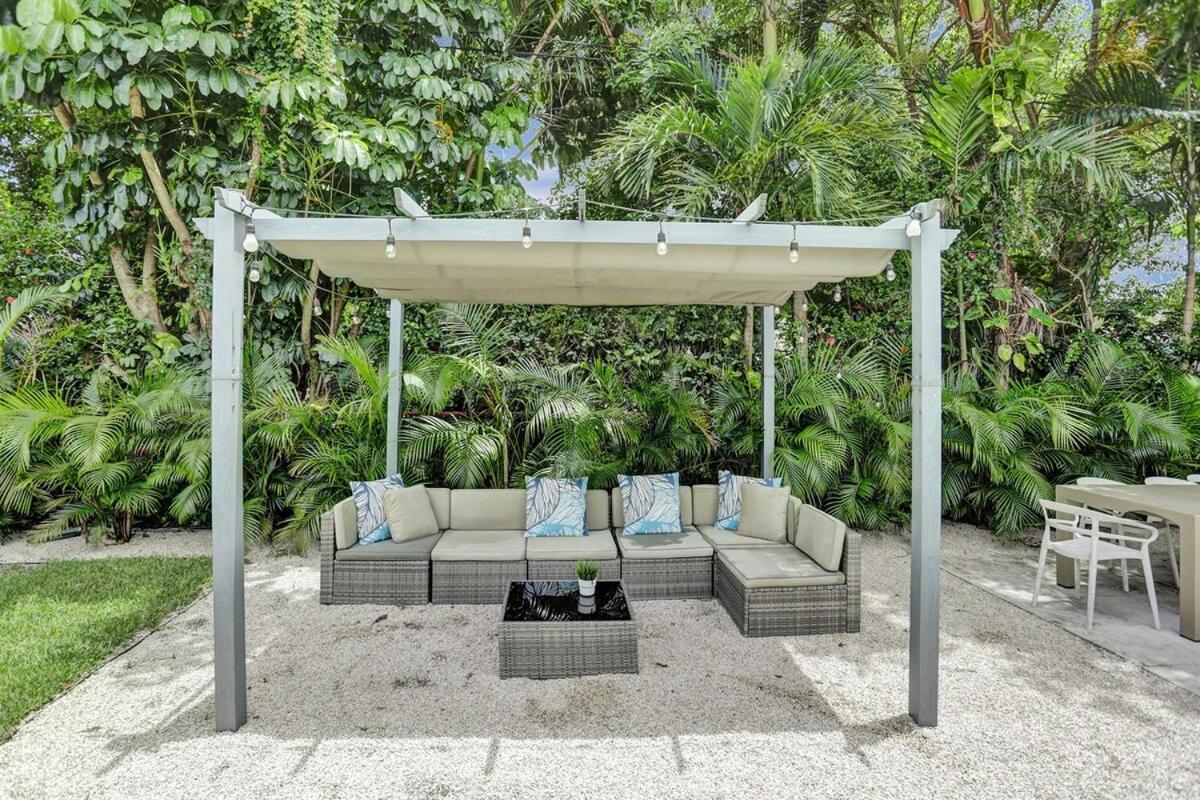 Miami Getaway 4BR With BBQ & Relaxing Backyard Vila Golden Glades Exterior foto